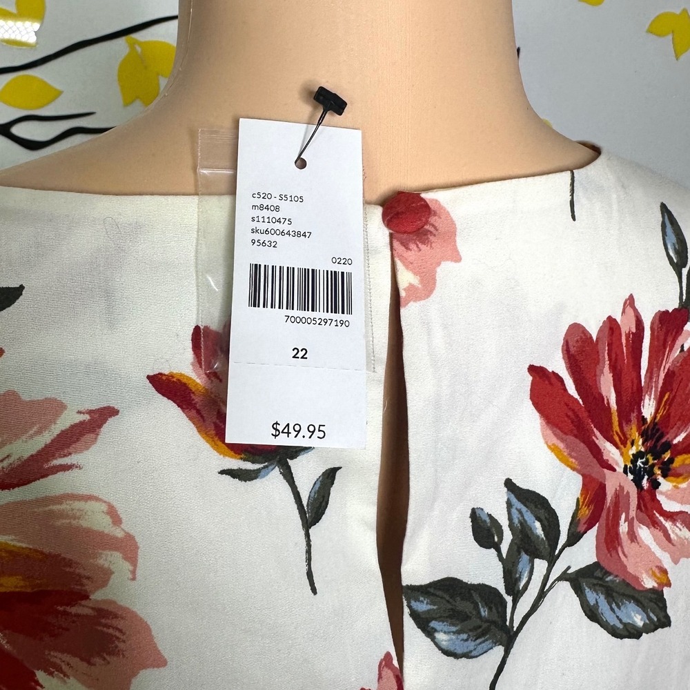 Lane Bryant Women's Floral V-Neck Blouse With Belt Size 22 - Picture 5 of 9
